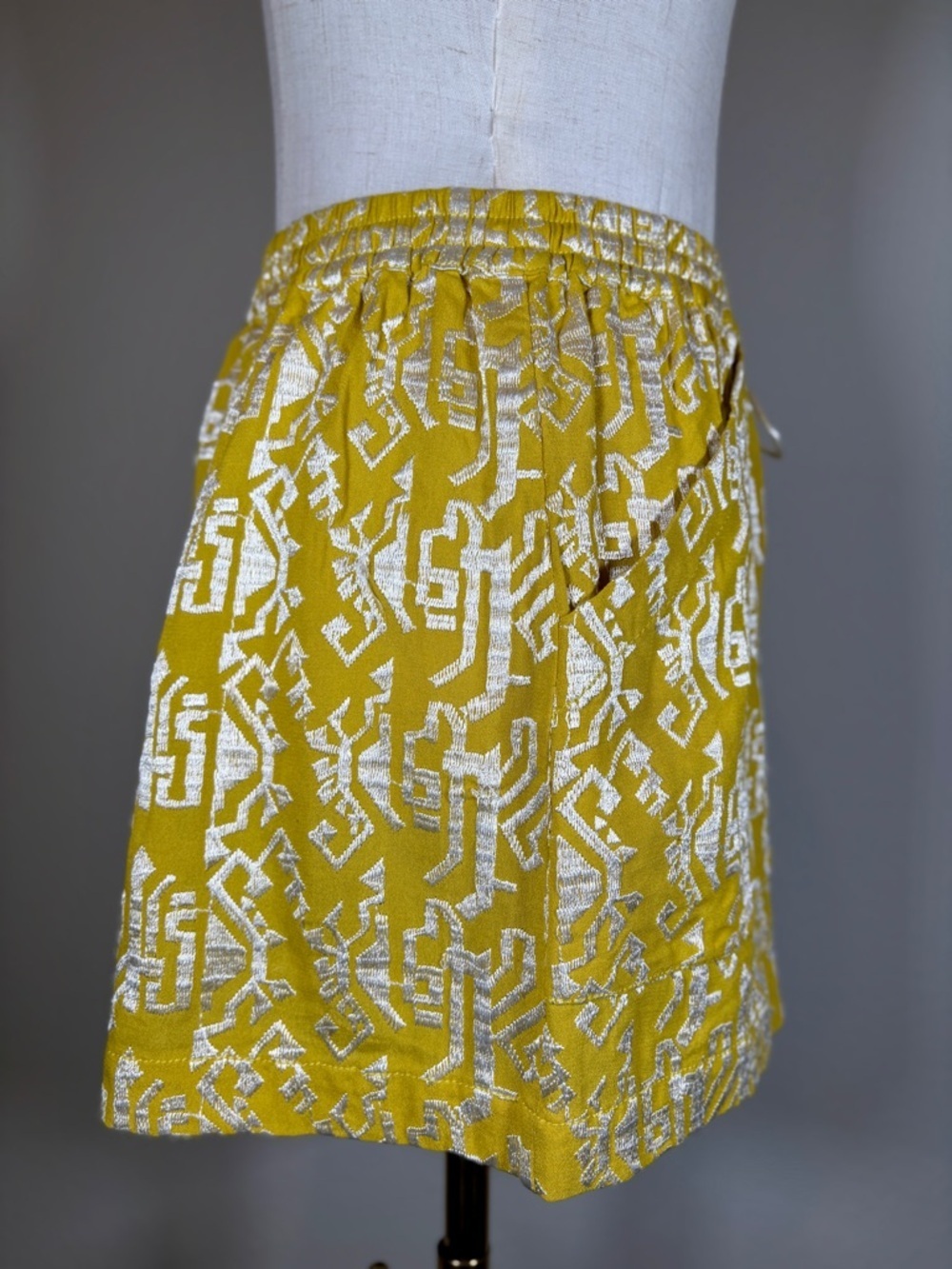 Anthropologie Elevenses Melora Embroidered Shorts Size XS - Picture 2 of 8